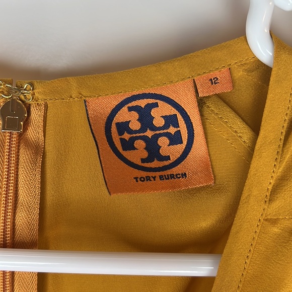 Tory Burch Silk Button Up Shirt in Orange Multi Size 6 EXCELLENT!